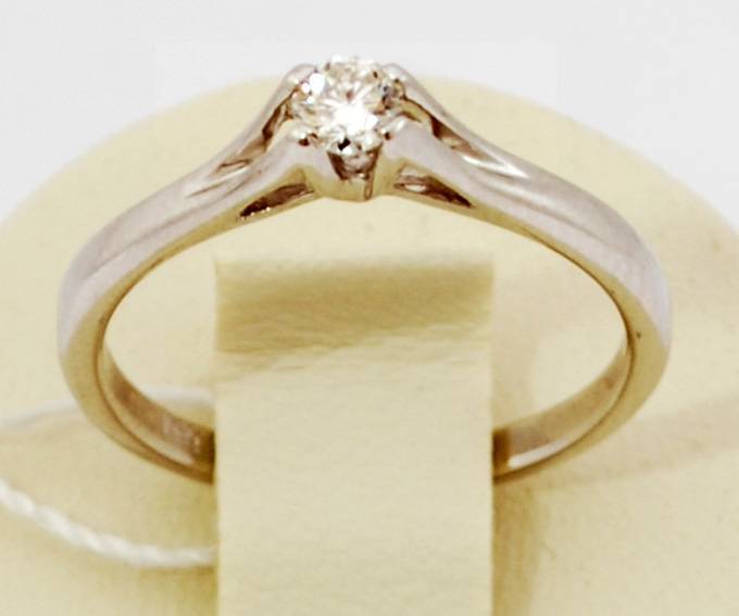 Кольцо с 1 бриллиантом из белого золота ВПК10-05 фото
