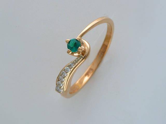 Кольцо из комбинированного золота c бриллиантом и изумрудом 01К663718-1 фото