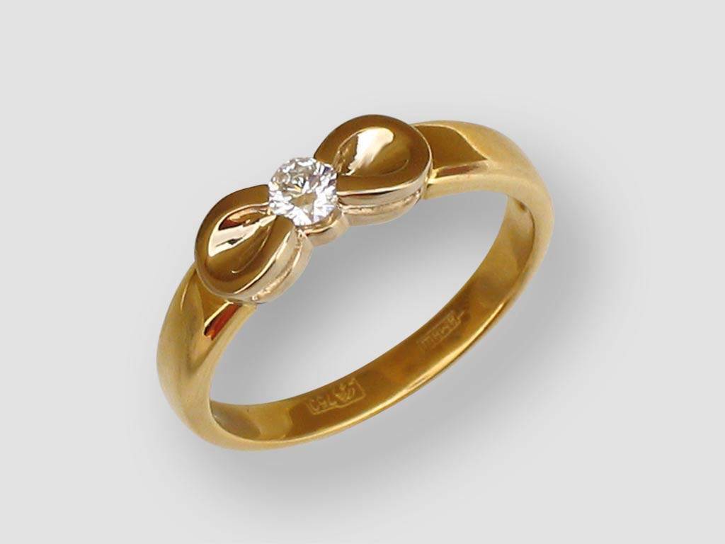 Кольцо из комбинированного золота c бриллиантом 32К660237 фото