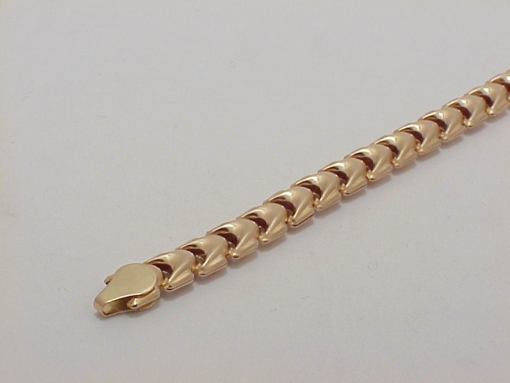 Браслеты штампованные 