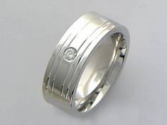 Обручальные кольца из трубы из белого золота c бриллиантом 01О620075