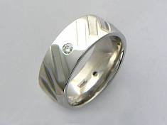 Обручальные кольца из трубы из белого золота c бриллиантом 01О620109