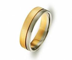 Обручальное кольцо двусплавное: белое и жёлтое золото, плоское матовое 50-00-1-10-598М